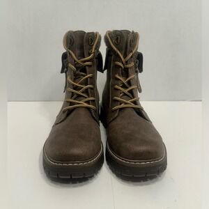 Cliffs by White Mountain Women's Mandy Lace Up Lug Sole Booties 8 M